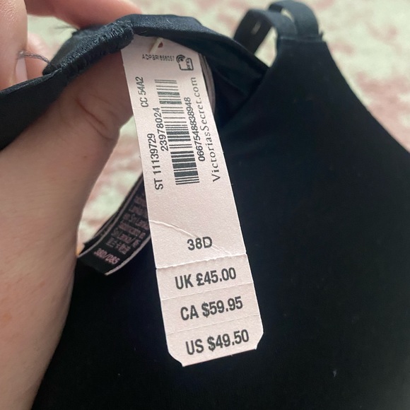 Victoria’s Secret Bra - Picture 5 of 6